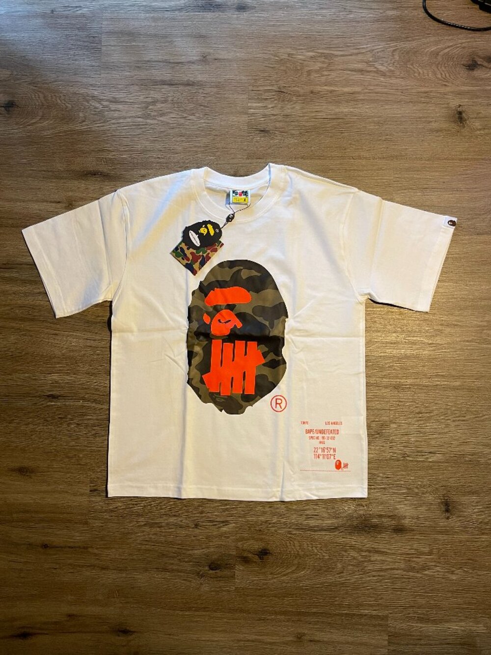 (NEW)BATHING APE UNDEFEATED(WHITE/ORANGE) CAMOUFLAGE T-SHIRT